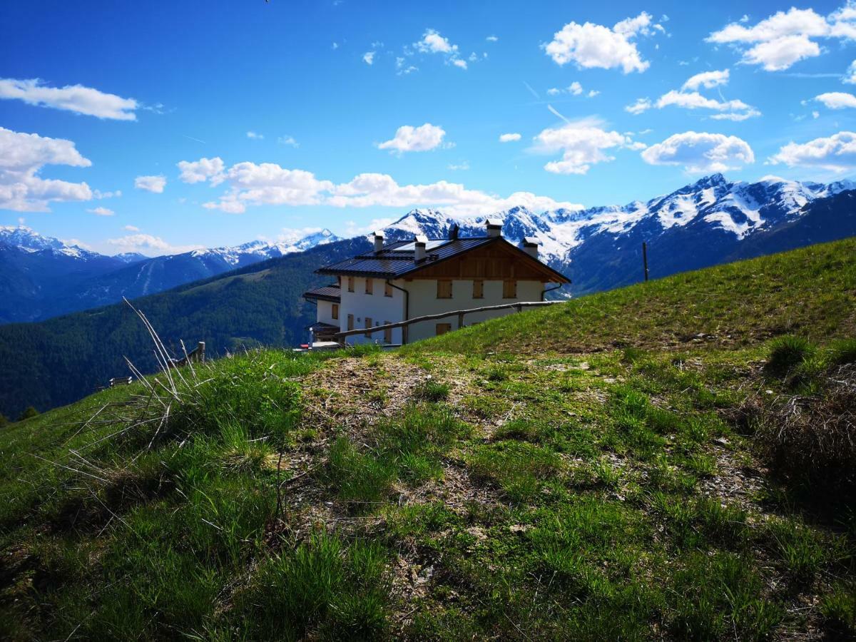 Restor Natura Malga Mondent Pracorno di Rabbi Luaran gambar